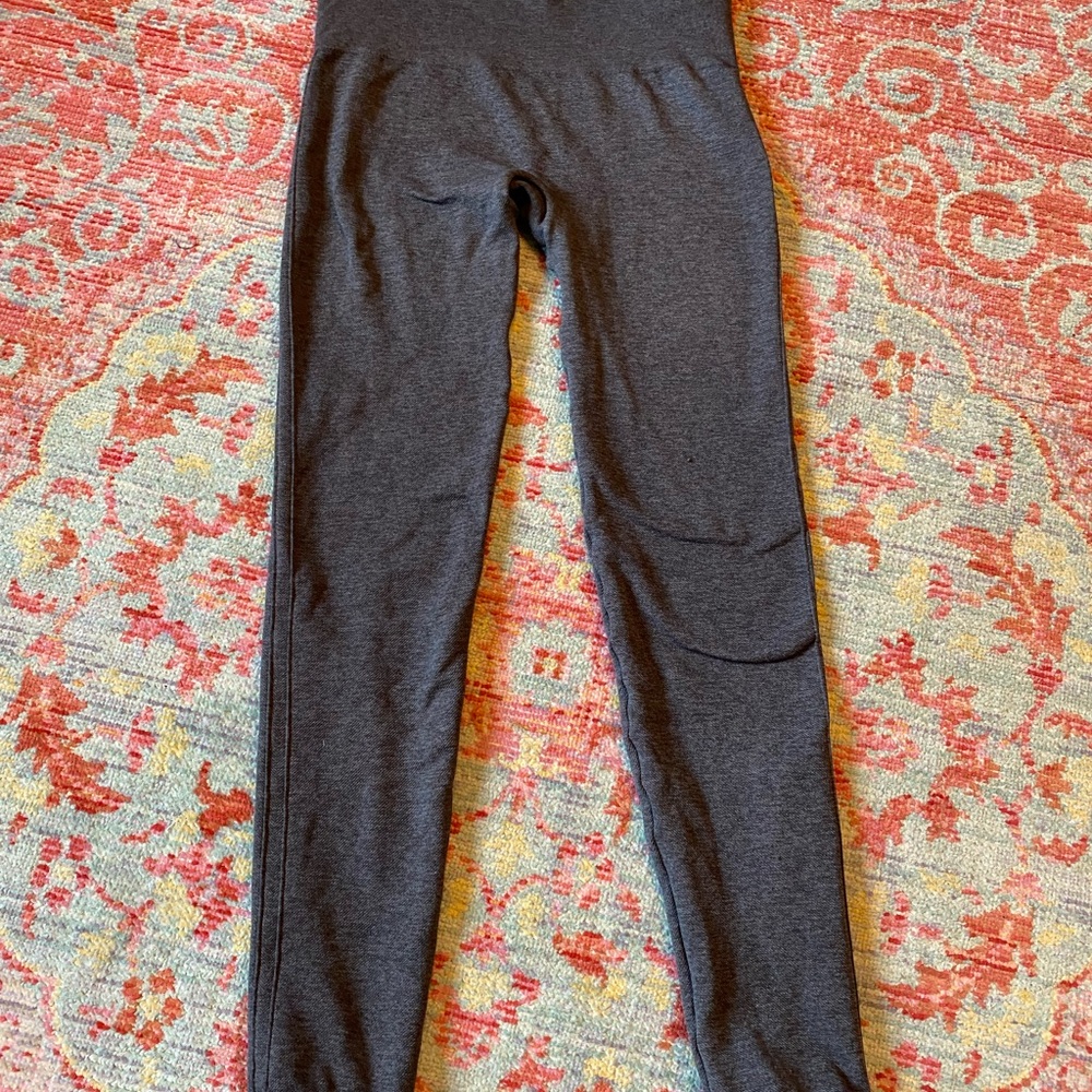 Spanx Look At Me Now Seamless Leggings charcoal Medium